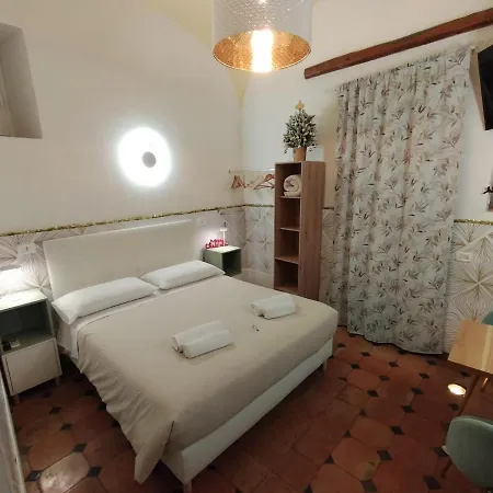 Siconolfo 5 Apartment